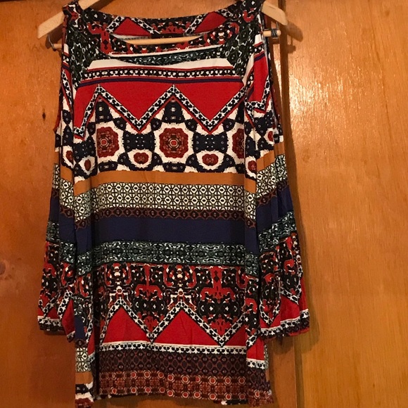 Melissa Paige Tops - Melissa Paige Cold Shoulder Top